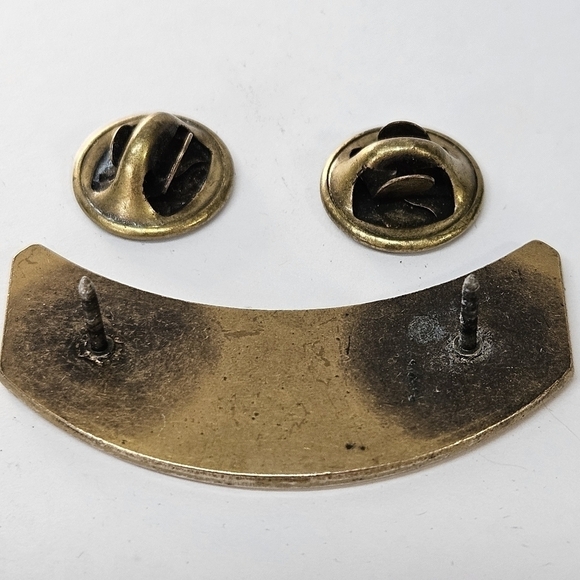 VINTAGE 1996 Harley Davidson Owners Group HOG Lapel Pin Badge Rocker Eagle HD - Picture 4 of 5